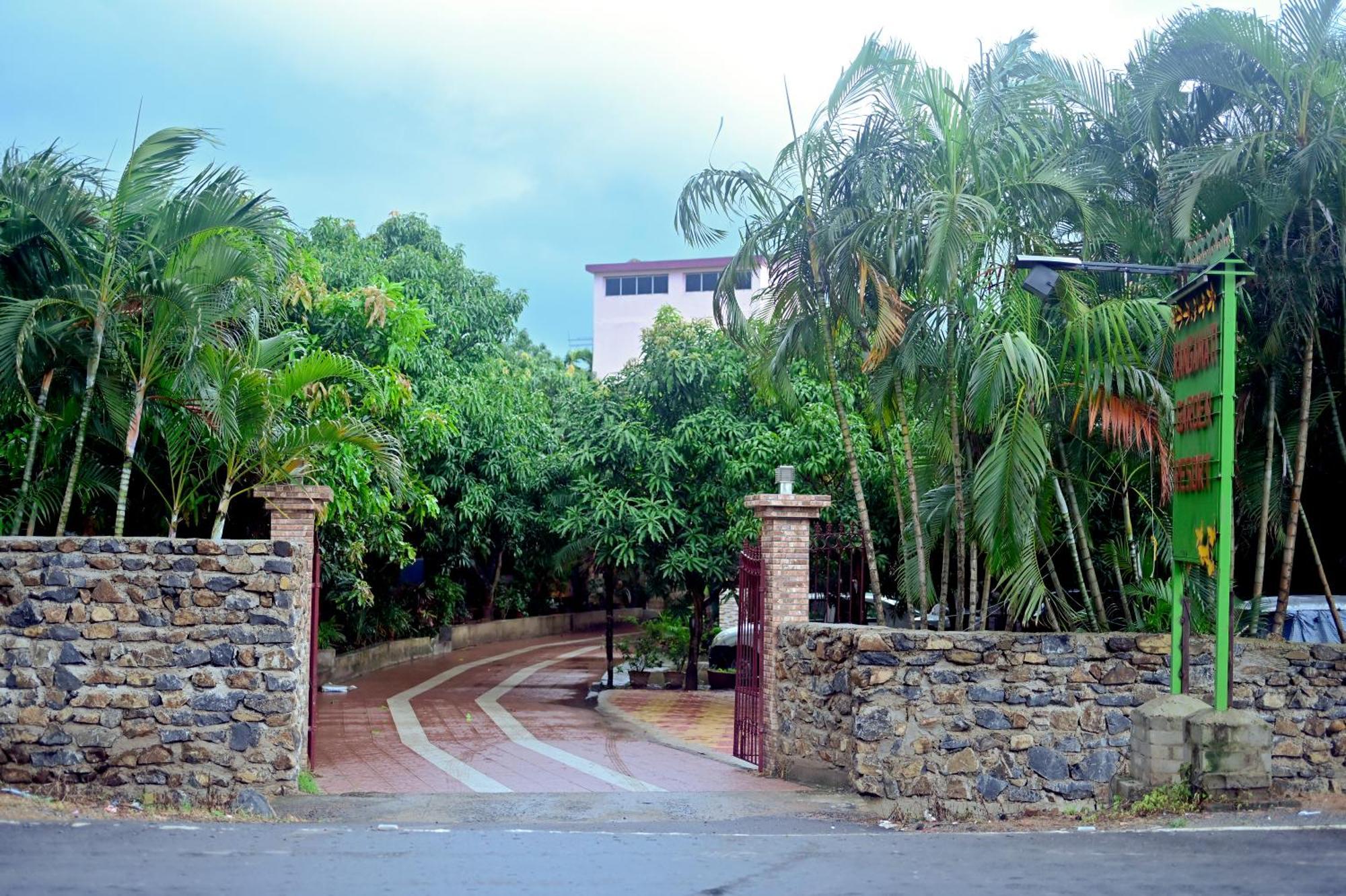 Rangamati Garden Resort Shantiniketan Bagian luar foto