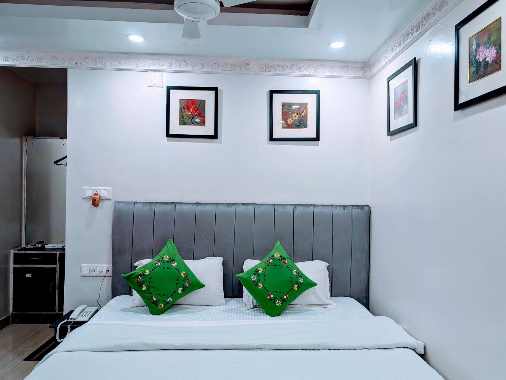 Rangamati Garden Resort Shantiniketan Bagian luar foto